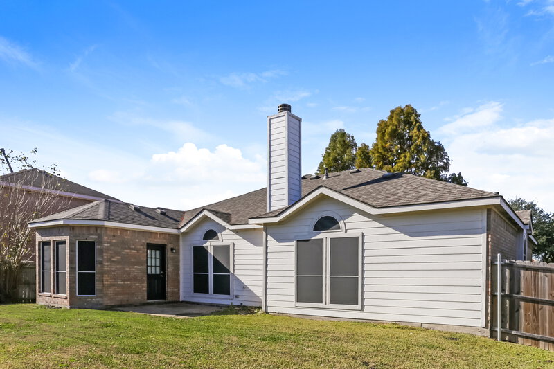 2,035/Mo, 1530 Fairfield Dr Forney, TX 75126 Rear View