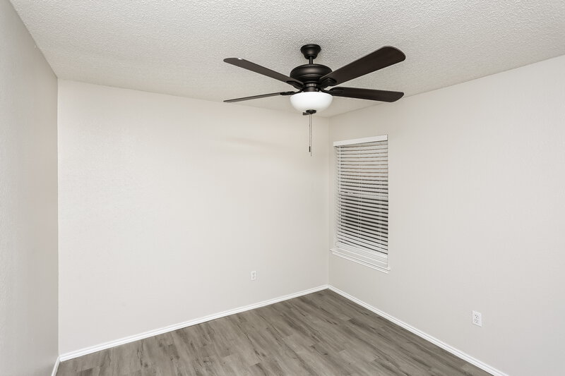 2,420/Mo, 8708 Lake Meadows Ln Hurst, TX 76053 Bedroom View