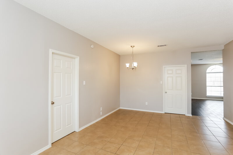 2,275/Mo, 6404 Nicole Way Arlington, TX 76002 Dining Room View