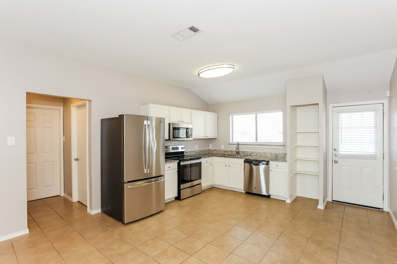 2,275/Mo, 6404 Nicole Way Arlington, TX 76002 Kitchen View
