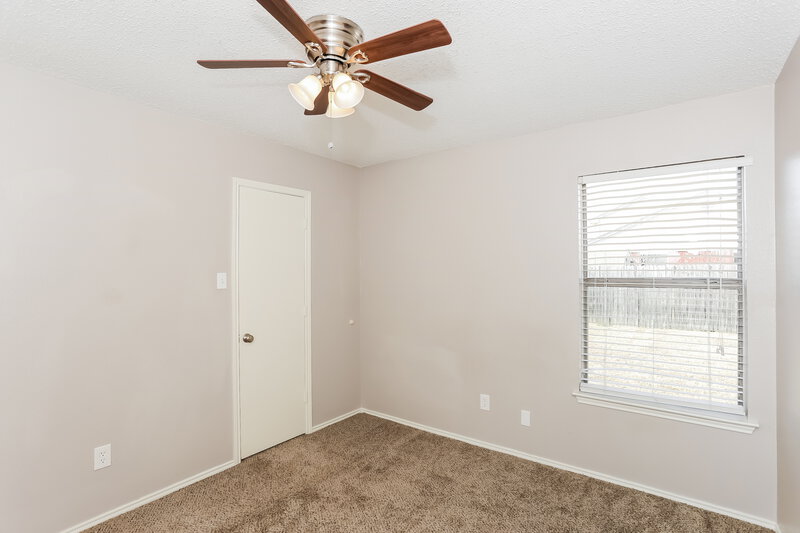 2,275/Mo, 6404 Nicole Way Arlington, TX 76002 Bedroom View 2