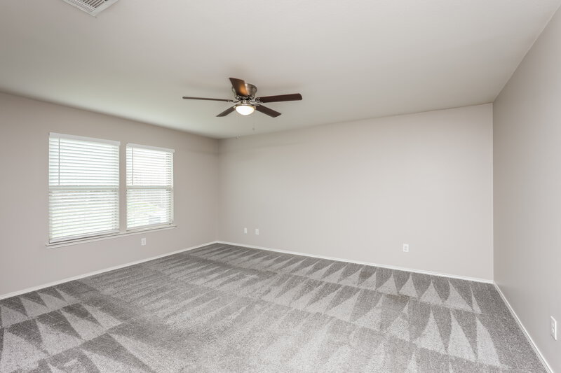 2,510/Mo, 516 Tunnel St Cedar Hill, TX 75104 Main Bedroom View