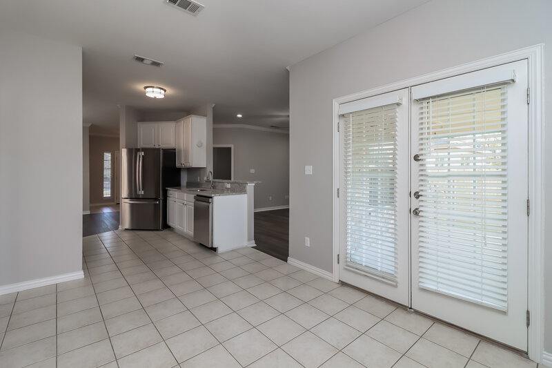 2,750/Mo, 5102 Clarksburg Ct Arlington, TX 76017 Kitchen View