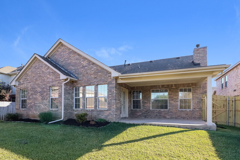 2,750/Mo, 5102 Clarksburg Ct Arlington, TX 76017 Rear View