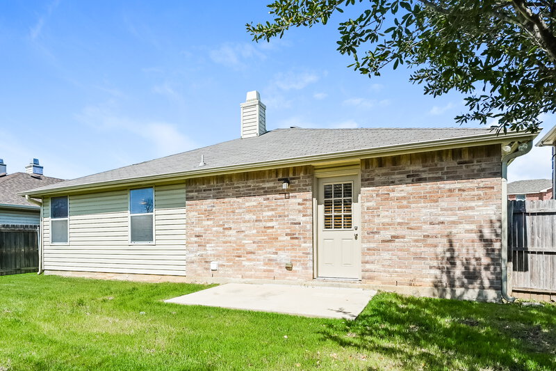 1,945/Mo, 1732 Rialto Way Fort Worth, TX 76247 Rear View