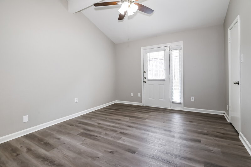 2,330/Mo, 2601 Thistle Ln Rowlett, TX 75089 Main Bedroom View
