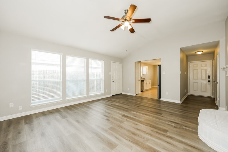 1,725/Mo, 6417 Longmont Trail Fort Worth, TX 76179 Living Room View 2