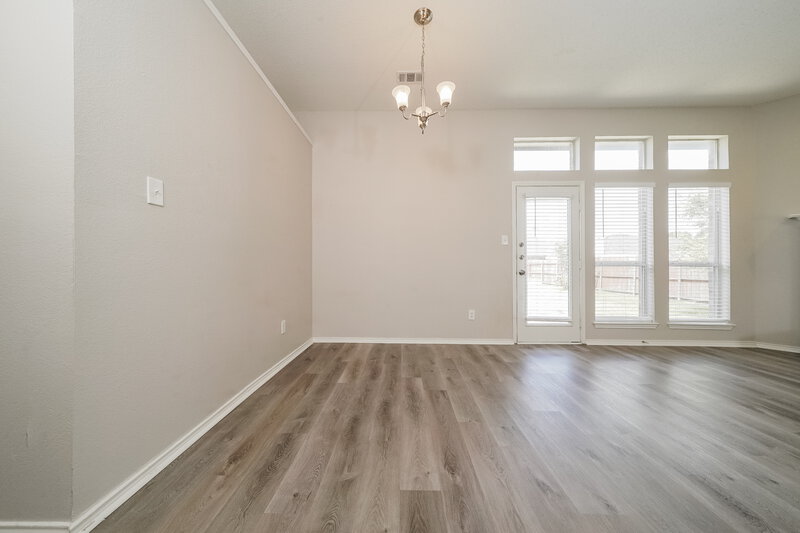 2,060/Mo, 1705 Green Terrace Dr Royse City, TX 75189 Living Room View 3