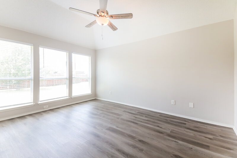 1,700/Mo, 1705 Green Terrace Dr Royse City, TX 75189 Main Bedroom View