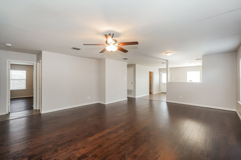 1,750/Mo, 1708 Diamond Lake Trail Justin, TX 76247 Living Room View 2