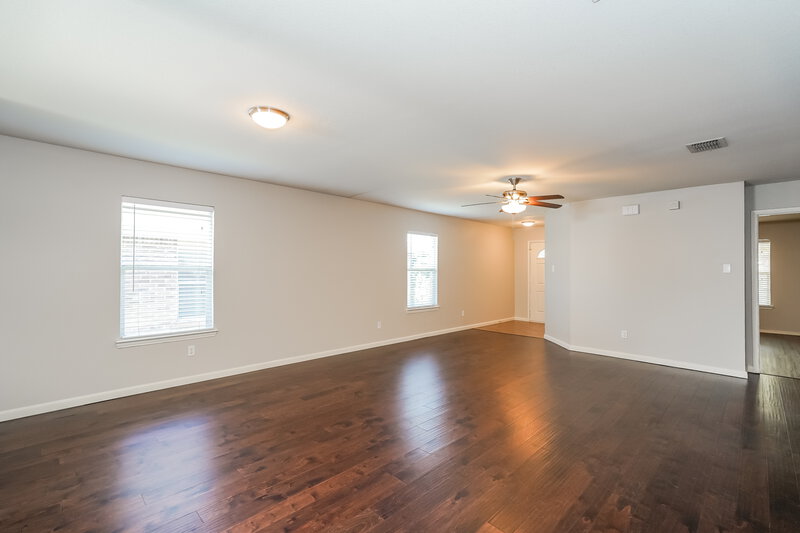 1,750/Mo, 1708 Diamond Lake Trail Justin, TX 76247 Living Room View 4