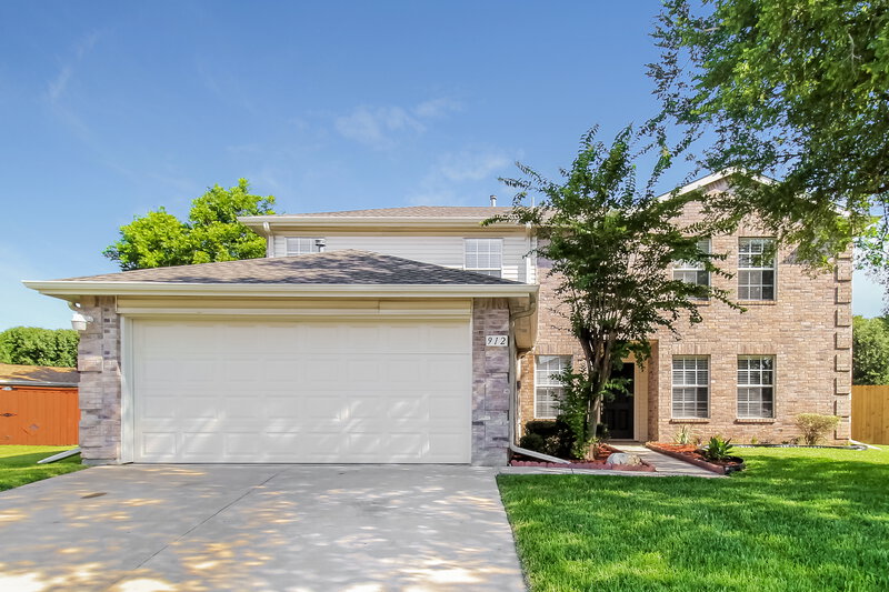 2,895/Mo, 912 Hummingbird Trail Saginaw, TX 76131 External View