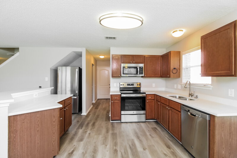 2,895/Mo, 912 Hummingbird Trail Saginaw, TX 76131 Kitchen View 2