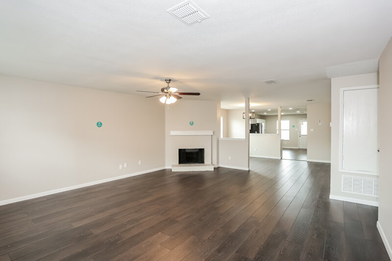 2,470/Mo, 6019 Guilia Dr Grand Prairie, TX 75052 Living Room View 3