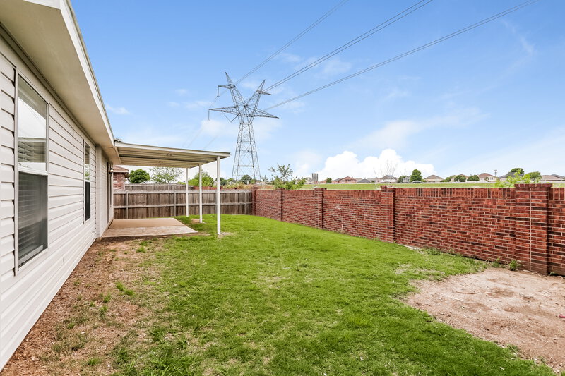 2,470/Mo, 6019 Guilia Dr Grand Prairie, TX 75052 Rear View