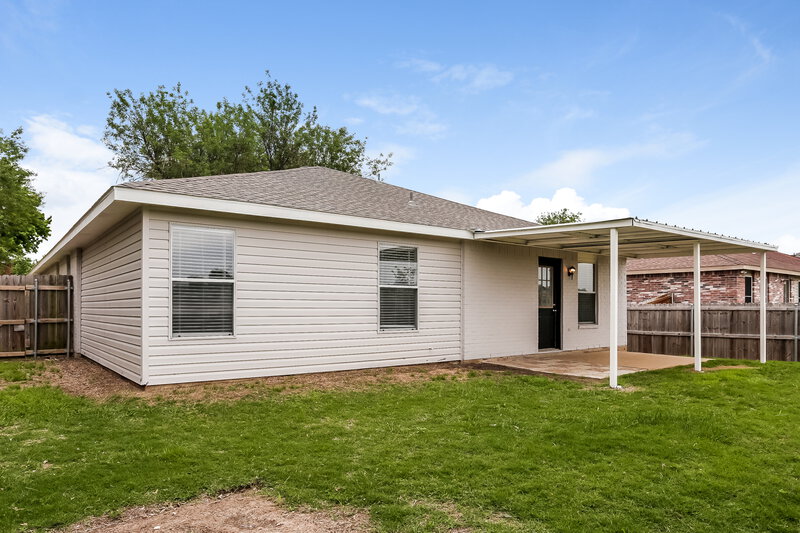 2,470/Mo, 6019 Guilia Dr Grand Prairie, TX 75052 Rear View 2