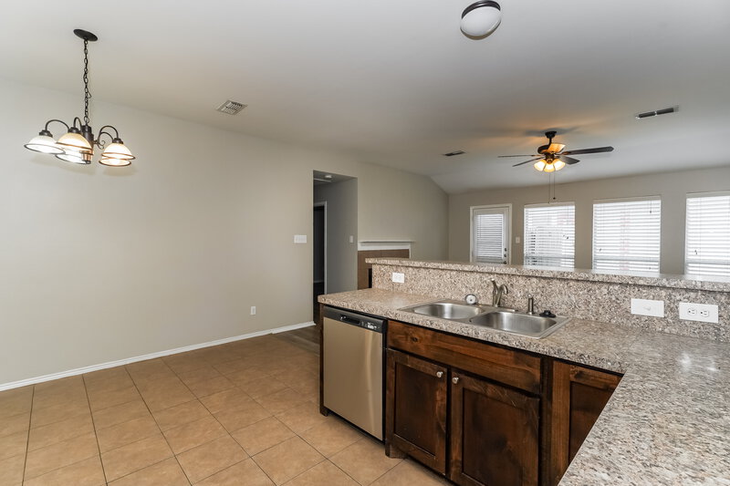 2,070/Mo, 1108 Savage Dr Denton, TX 76207 Kitchen View 4
