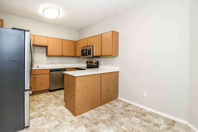 2,035/Mo, 705 Pace Dr Denton, TX 76209 Kitchen View 2