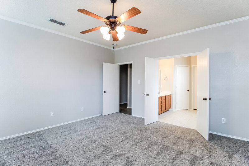 2,330/Mo, 6321 Seal Cove Fort Worth, TX 76179 Main Bedroom View 2