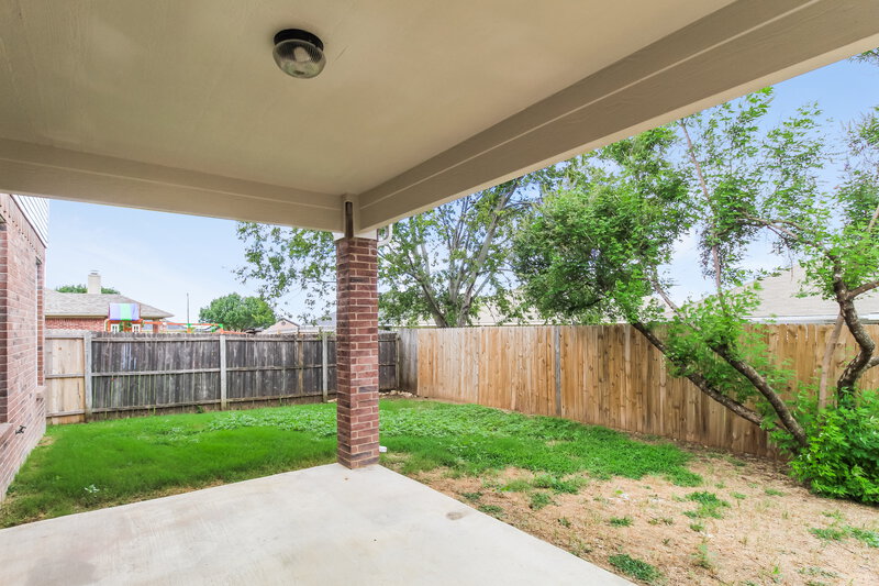 2,330/Mo, 6321 Seal Cove Fort Worth, TX 76179 Covered Porch View