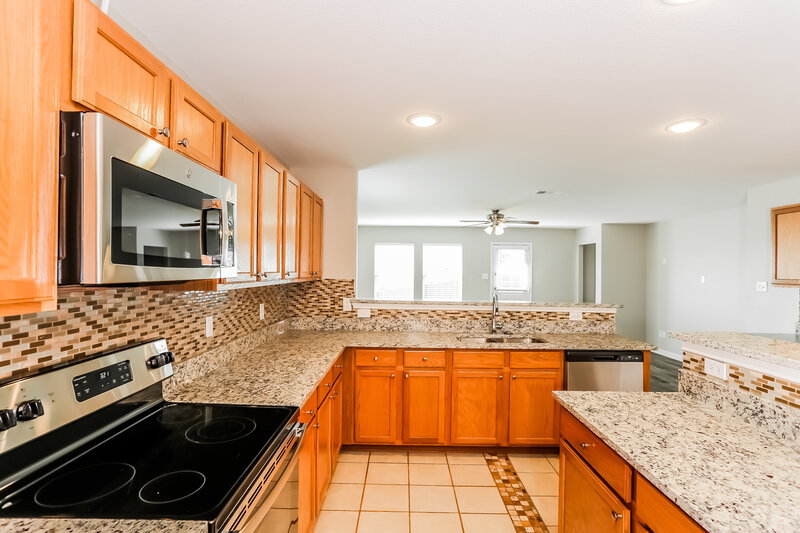 2,590/Mo, 2444 Clairborne Dr Fort Worth, TX 76177 Kitchen View