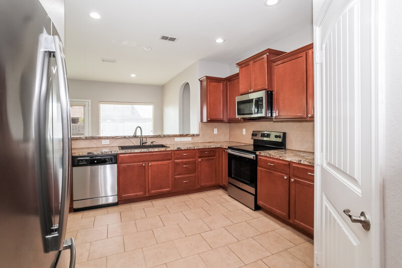 1,615/Mo, 5126 Meadow Ln Krum, TX 76249 Kitchen View