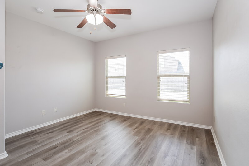 1,615/Mo, 5126 Meadow Ln Krum, TX 76249 Main Bedroom View
