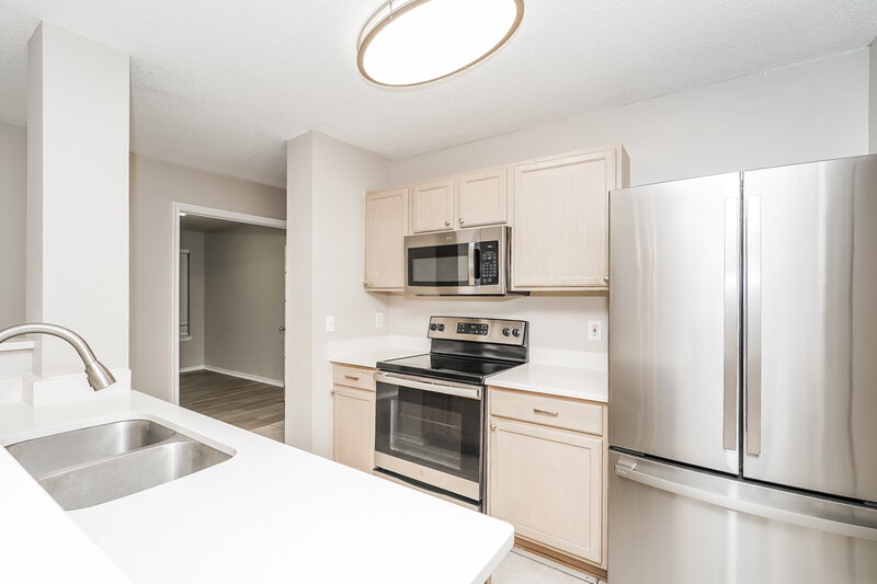 2,055/Mo, 1221 Cathey St Cedar Hill, TX 75104 Kitchen View 2