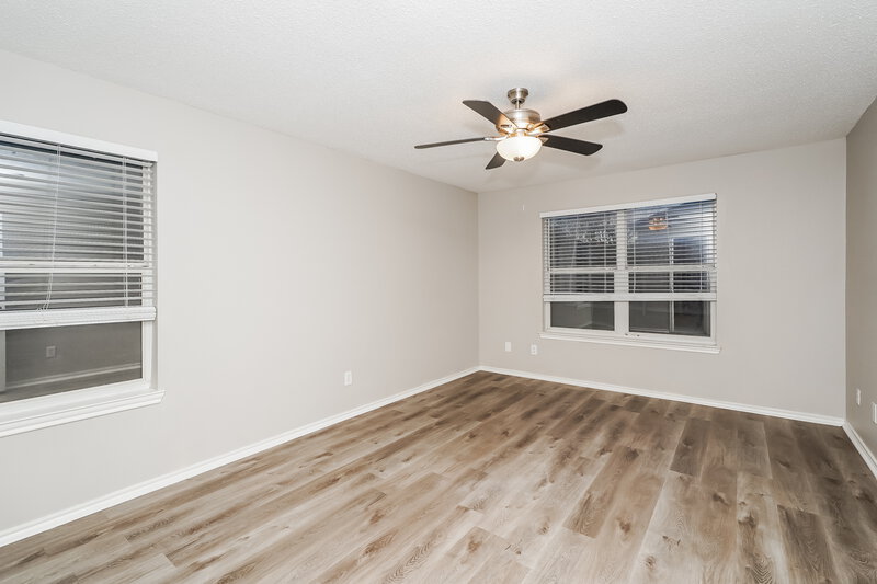 2,055/Mo, 1221 Cathey St Cedar Hill, TX 75104 Main Bedroom View