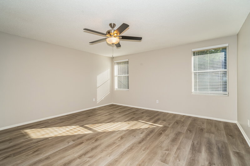 2,025/Mo, 1203 Beatty Dr Cedar Hill, TX 75104 Main Bedroom View 2