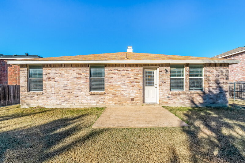 2,025/Mo, 1203 Beatty Dr Cedar Hill, TX 75104 Rear View