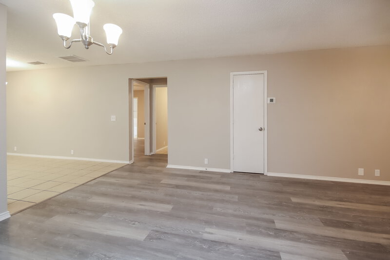 2,855/Mo, 1520 Waters Edge Dr Glenn Heights, TX 75154 Dining Room View