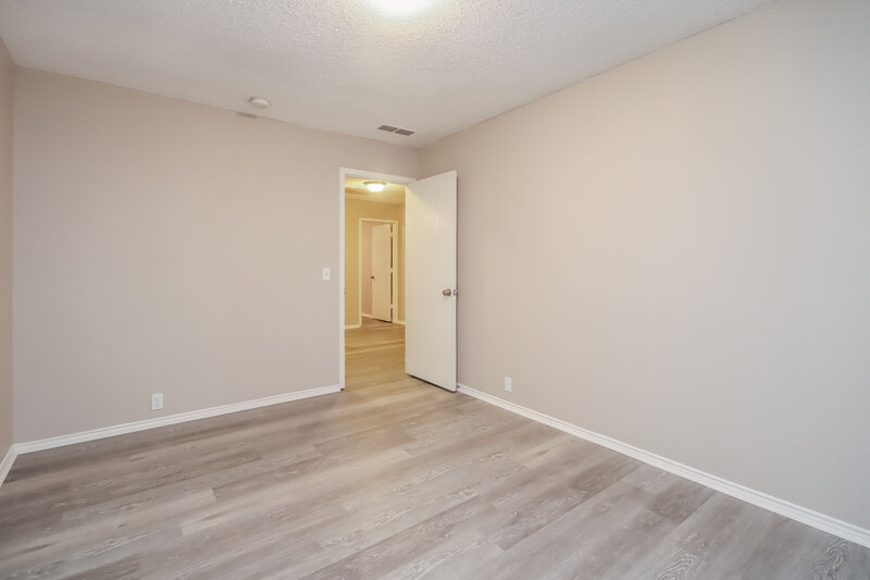 2,855/Mo, 1520 Waters Edge Dr Glenn Heights, TX 75154 Main Bedroom View 3