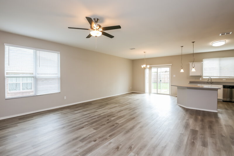 2,120/Mo, 436 San Lucas Dr Crowley, TX 76036 Living Room View 3