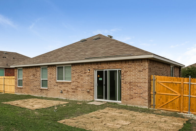 2,120/Mo, 436 San Lucas Dr Crowley, TX 76036 Rear View