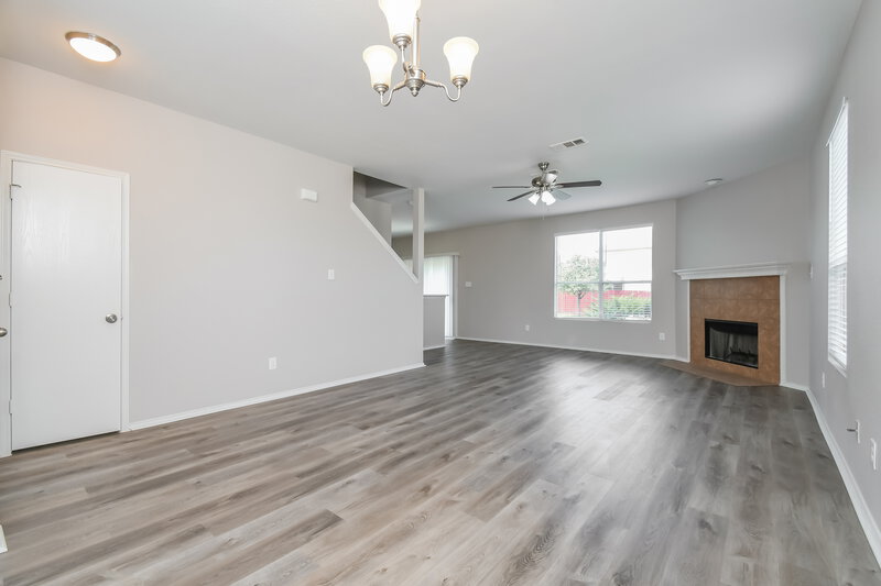 2,070/Mo, 1649 Dream Catcher Way Krum, TX 76249 Dining Room View