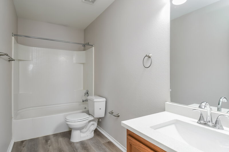 2,070/Mo, 1649 Dream Catcher Way Krum, TX 76249 Bathroom View