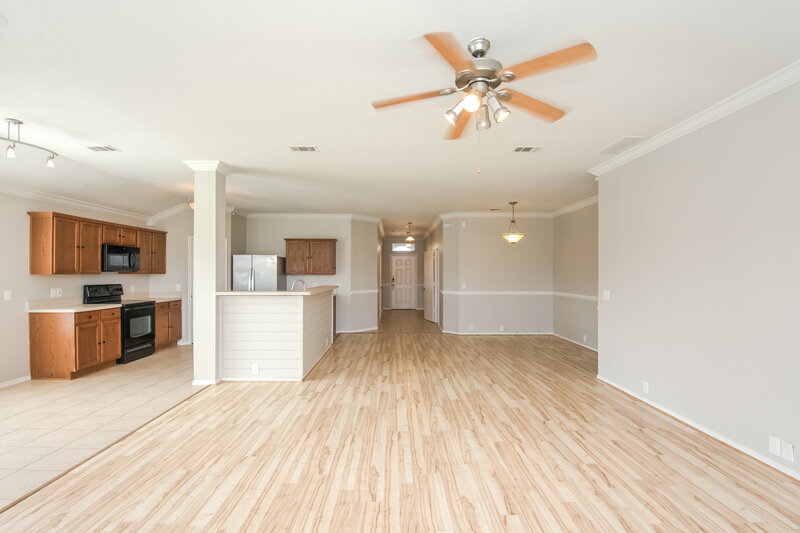 1,965/Mo, 4521 Napa Valley Dr Argyle, TX 76226 Living Room View 2