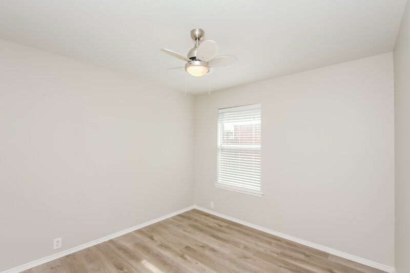 1,965/Mo, 4521 Napa Valley Dr Argyle, TX 76226 Bedroom View 2