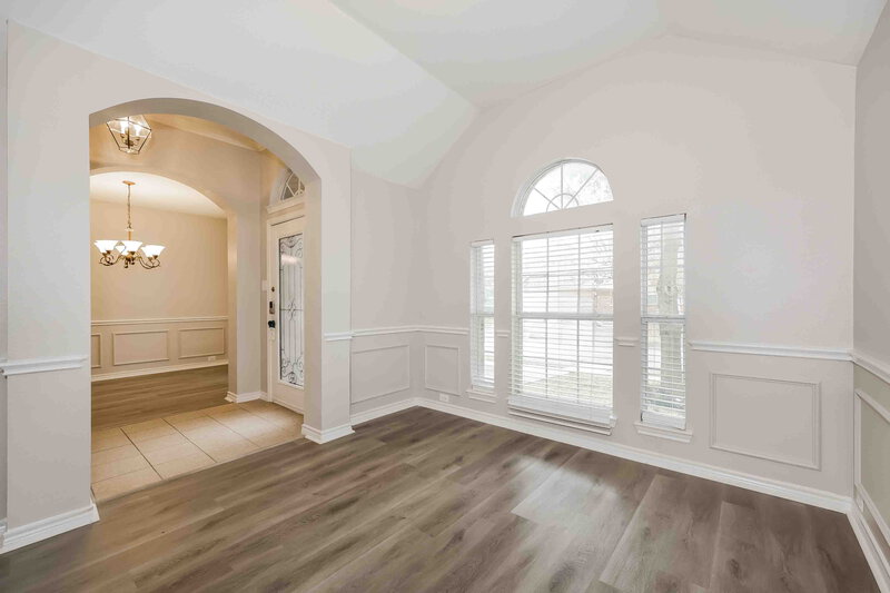 2,250/Mo, 1217 Whitecreek Dr Glenn Heights, TX 75154 Office View