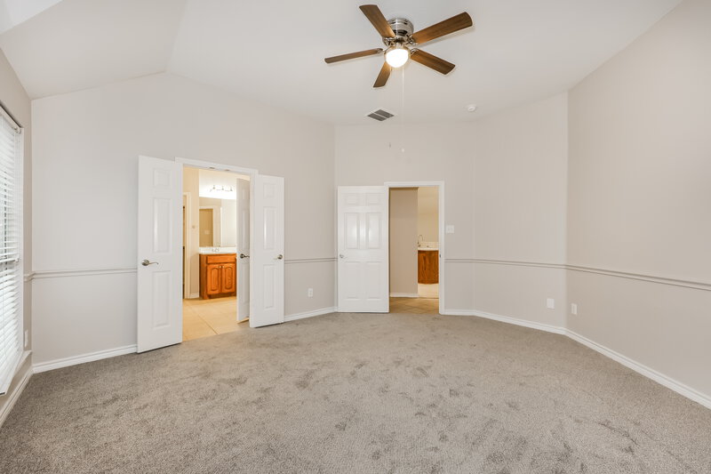 2,250/Mo, 1217 Whitecreek Dr Glenn Heights, TX 75154 Main Bedroom View