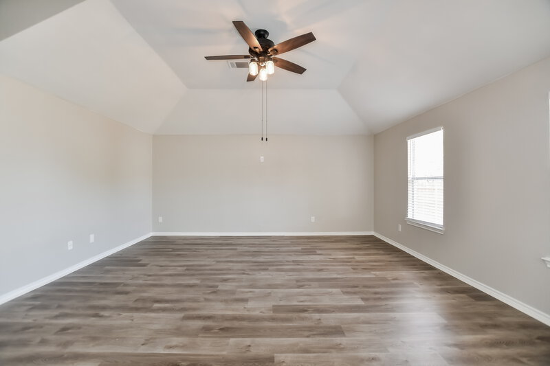 2,465/Mo, 1410 Buckingham Dr Forney, TX 75126 Main Bedroom View 2