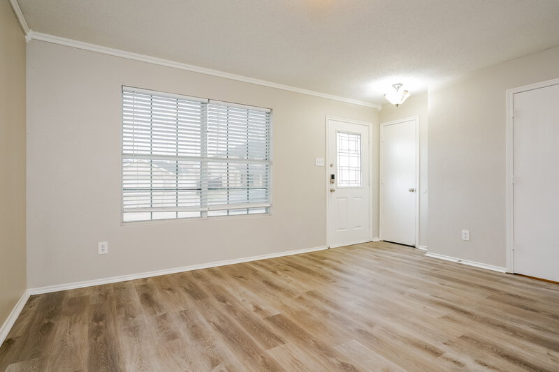 2,630/Mo, 8126 Mossberg Dr Arlington, TX 76002 Dining Room View