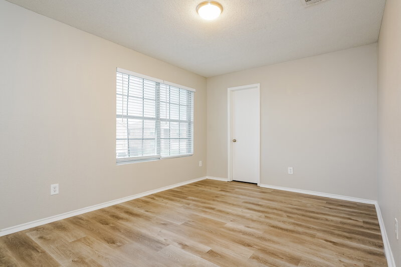 2,630/Mo, 8126 Mossberg Dr Arlington, TX 76002 Bedroom View 3