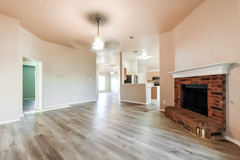 2,495/Mo, 405 Rio Rojo Dr Desoto, TX 75115 Living Room View 3