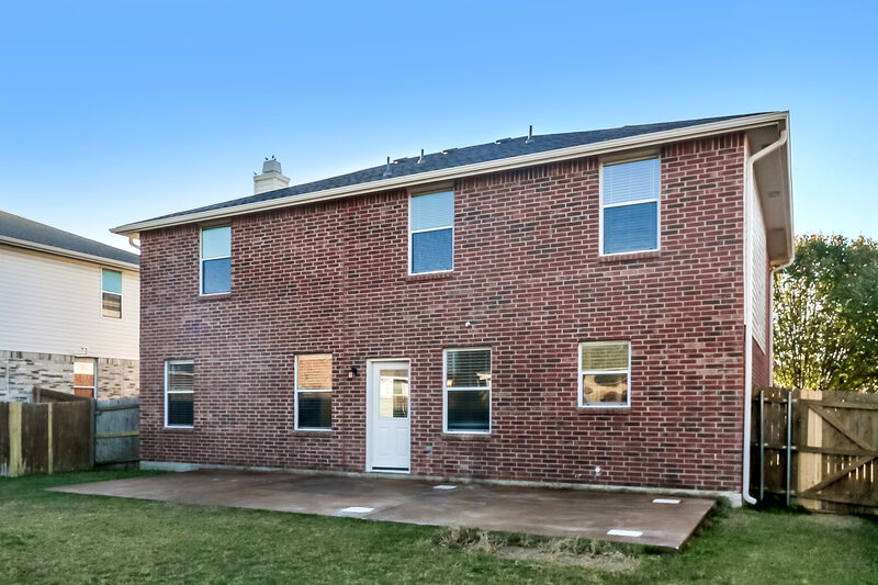 2,195/Mo, 1945 Copper Mountain Dr Justin, TX 76247 Rear View