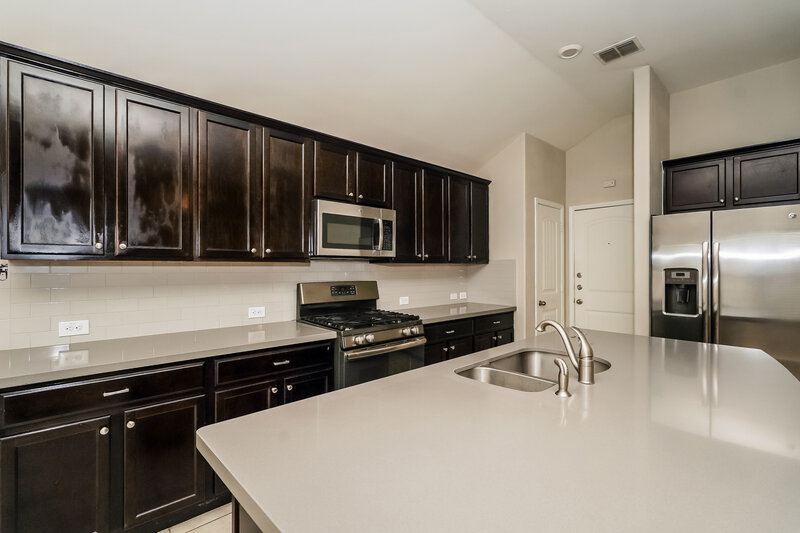 2,115/Mo, 625 Saguaro Dr Haslet, TX 76052 Kitchen View