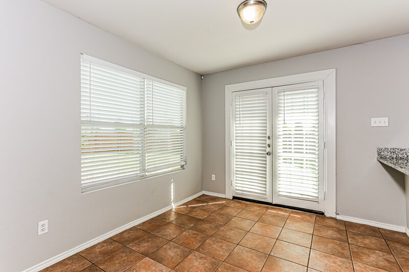 2,065/Mo, 8201 Southbrook Cir Fort Worth, TX 76134 Dining Room View
