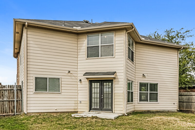 2,065/Mo, 8201 Southbrook Cir Fort Worth, TX 76134 Rear View