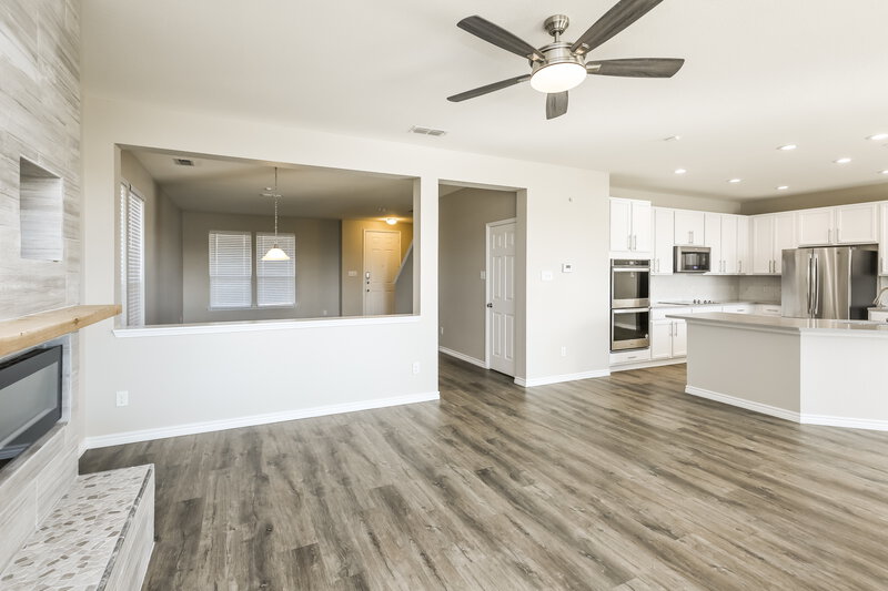 2,940/Mo, 6313 Waterhill Ln Fort Worth, TX 76179 Living Room View 2